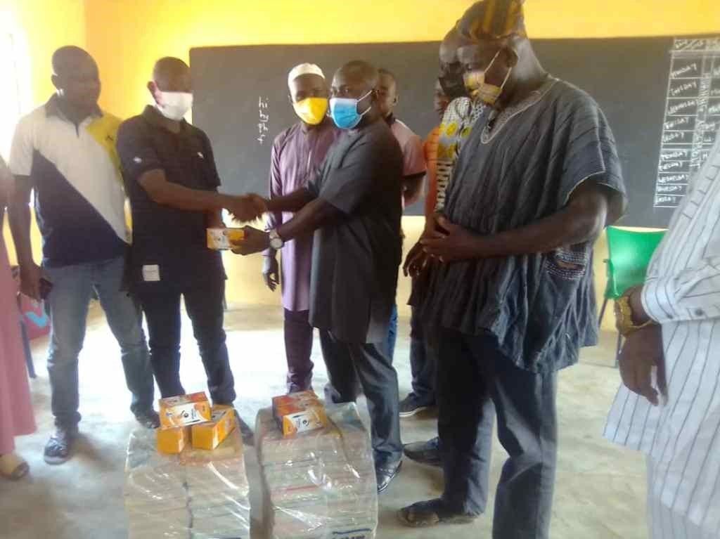 Kumbungu MP hands over classroom block, exercise books to Gumo residents
