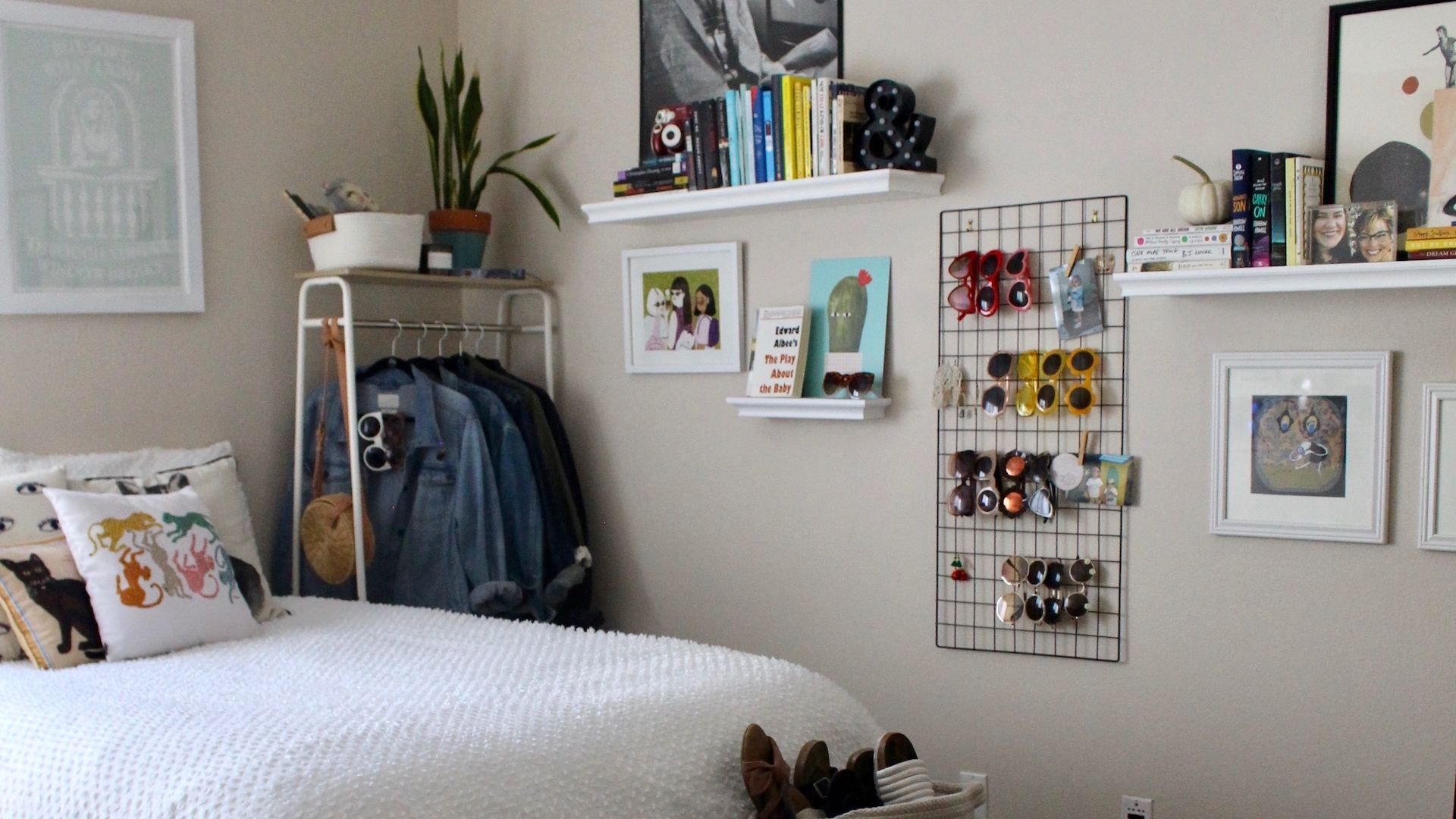 Corporate Poet: My Little Small Room