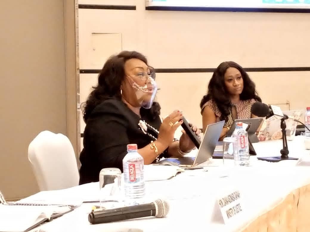 Stakeholders meet to improve business registration services