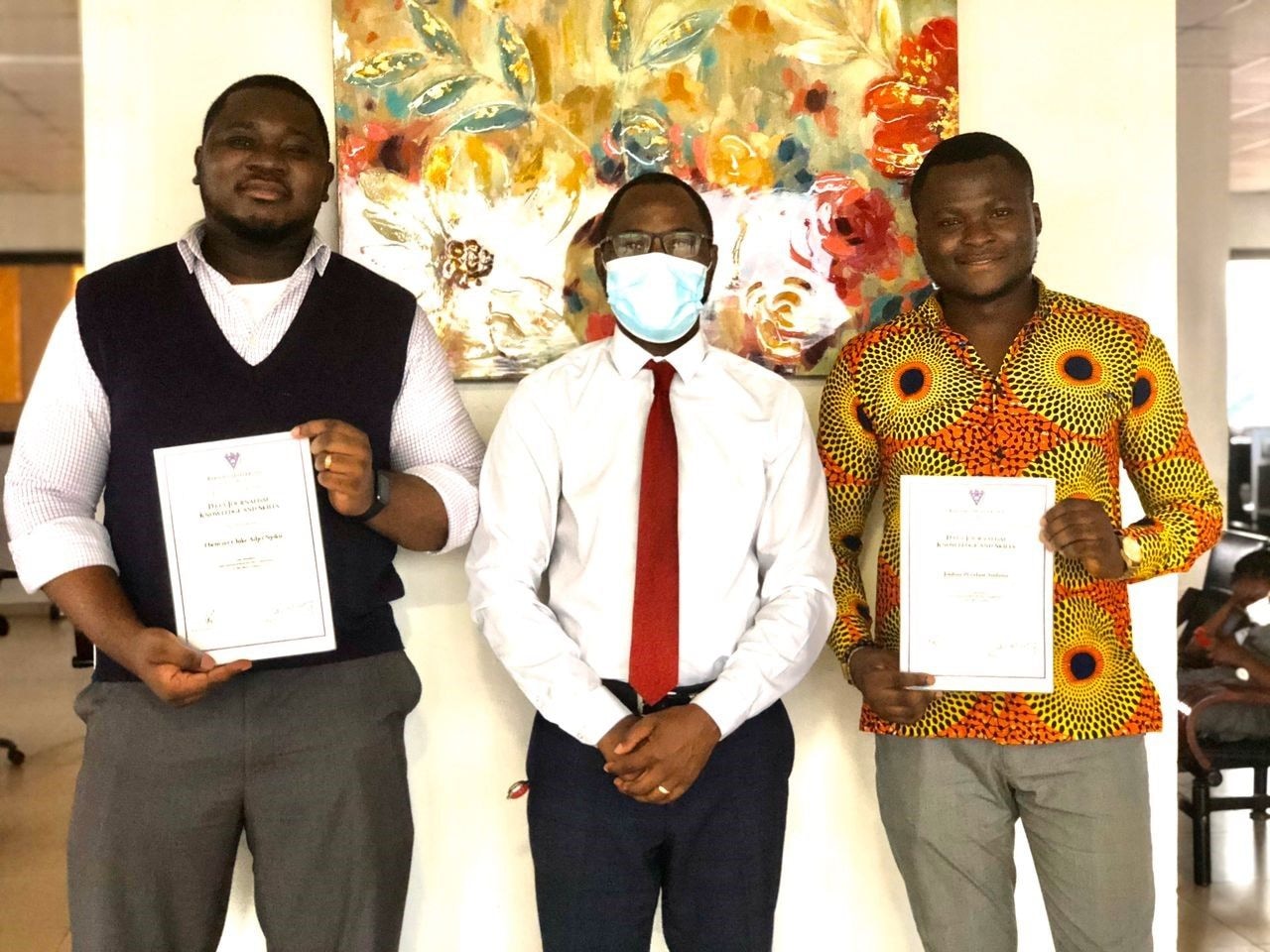 Absa awards Data Journalism Masterclass certificates to two B&FT journalists